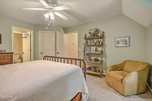 421 Arrowhead Drive, Kingsport, TN 37664
