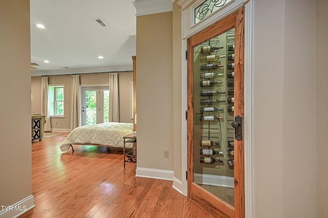 421 Arrowhead Drive, Kingsport, TN 37664