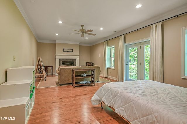 421 Arrowhead Drive, Kingsport, TN 37664