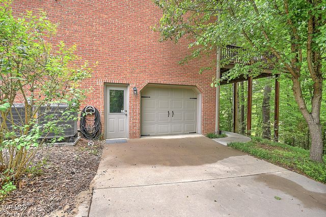 421 Arrowhead Drive, Kingsport, TN 37664