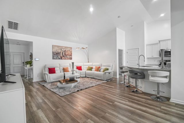 208 Augusta Green Way, Myrtle Beach, SC 29579