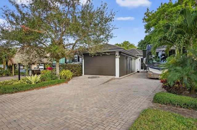 119 S Cortez Drive 119, Margate, FL 33068