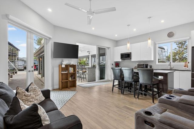 119 S Cortez Drive 119, Margate, FL 33068