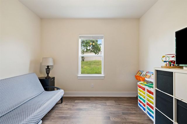 1625 Packsaddle TRL, Kingsland, TX 78639