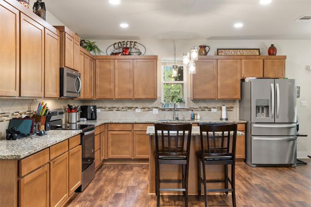 1625 Packsaddle TRL, Kingsland, TX 78639