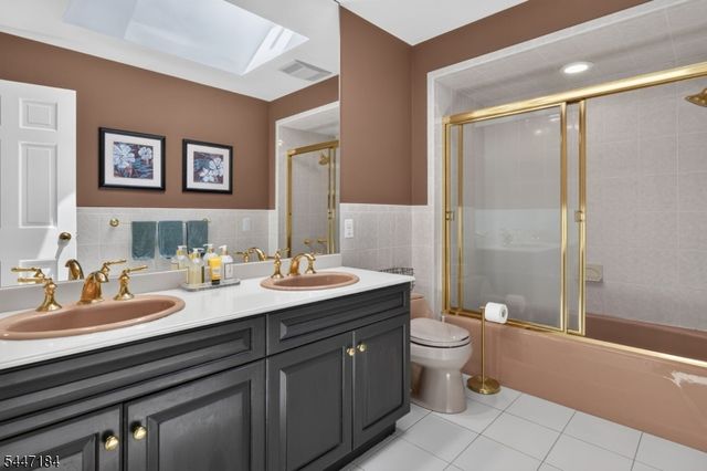 10 Berkshire Dr, Warren Twp., NJ 07059