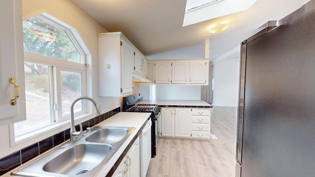 26 Long Valley Road, Castroville, CA 95012