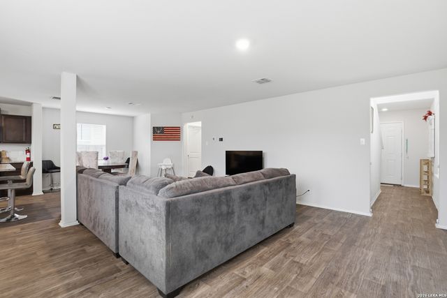 6451 Legato Curve, San Antonio, TX 78252