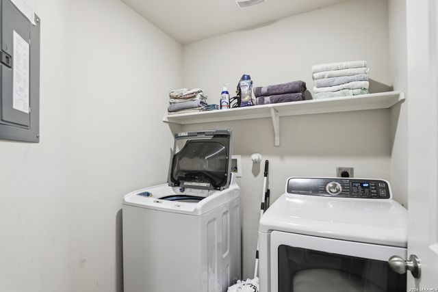 6451 Legato Curve, San Antonio, TX 78252