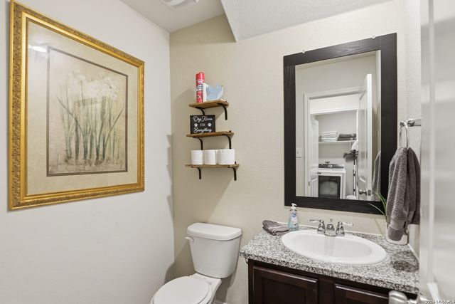6451 Legato Curve, San Antonio, TX 78252