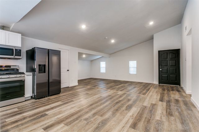 1535 Carnation Drive, Lewisville, TX 75067