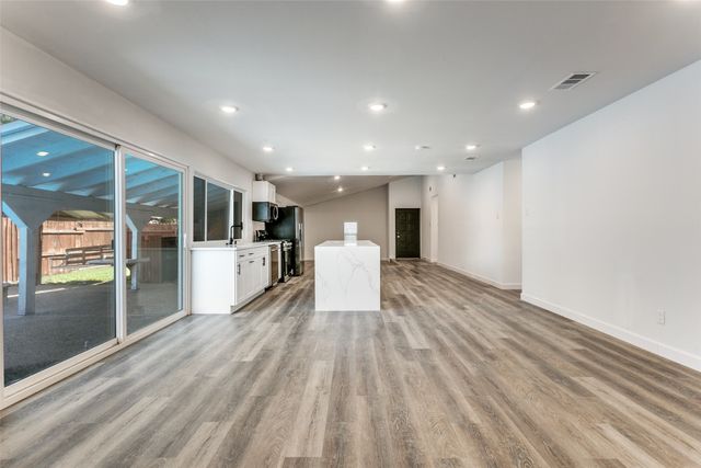 1535 Carnation Drive, Lewisville, TX 75067