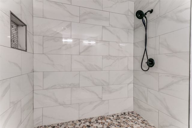 1535 Carnation Drive, Lewisville, TX 75067