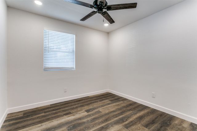 1535 Carnation Drive, Lewisville, TX 75067