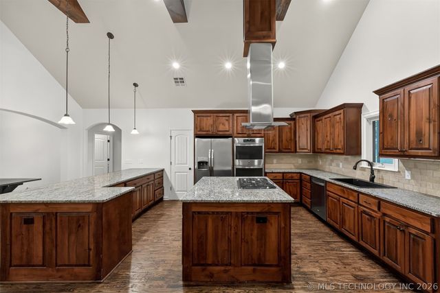 1902 E 370 Road, Talala, OK 74080