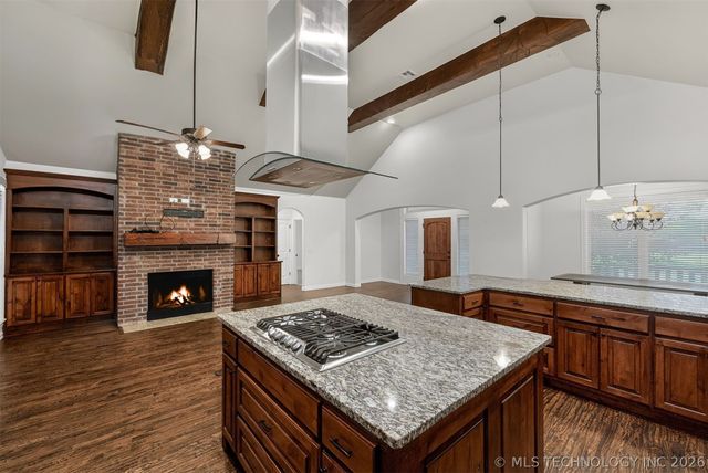 1902 E 370 Road, Talala, OK 74080