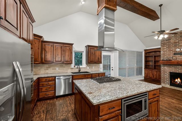 1902 E 370 Road, Talala, OK 74080
