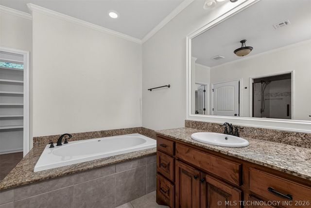 1902 E 370 Road, Talala, OK 74080