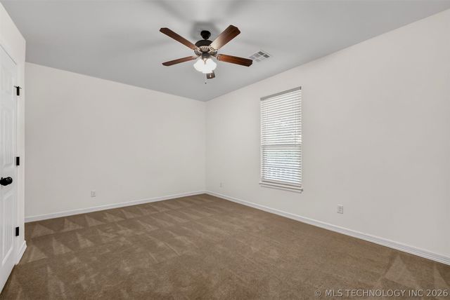 1902 E 370 Road, Talala, OK 74080