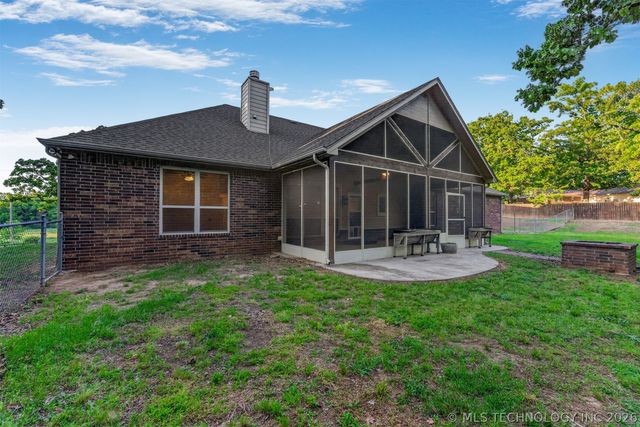 1902 E 370 Road, Talala, OK 74080