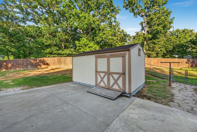 1902 E 370 Road, Talala, OK 74080