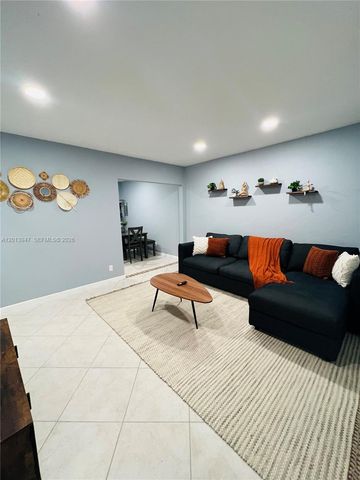 280 NW 55th St 282, Miami, FL 33127