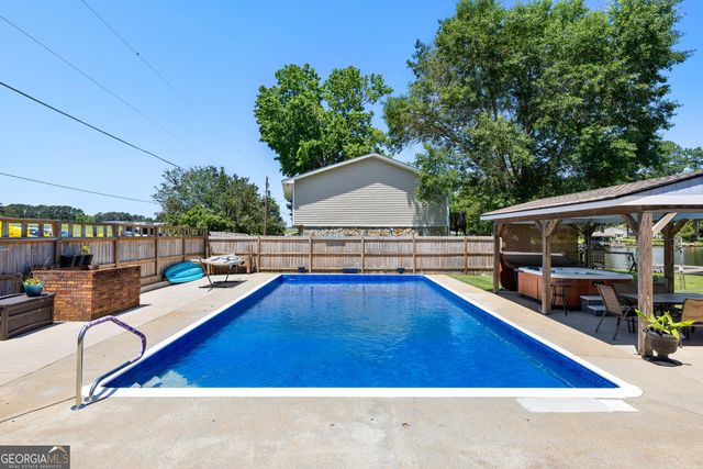 249 Lakeshore Circle, Milledgeville, GA 31061