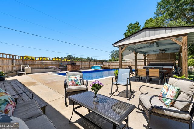 249 Lakeshore Circle, Milledgeville, GA 31061