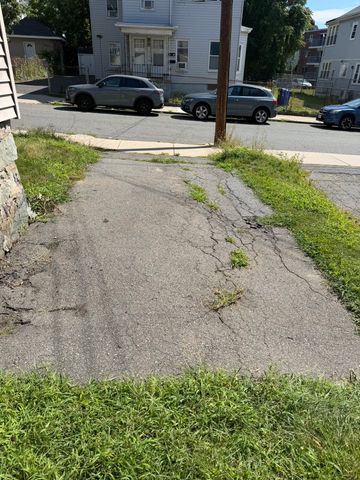 22 Porter St 2, Malden, MA 02148