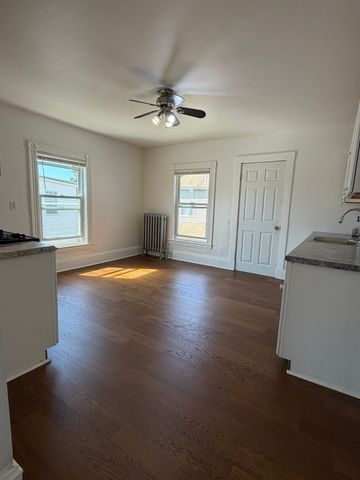 22 Porter St 2, Malden, MA 02148