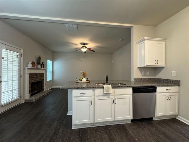 98 Baywood Way, Hiram, GA 30141