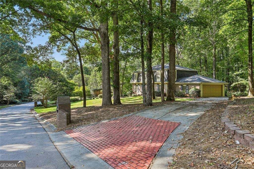 4988 Mountclaire Road, Stone Mountain, GA 30087 — exterior