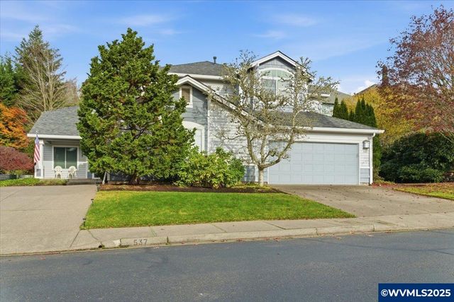 541 Inverness Dr SE, Salem, OR 97306