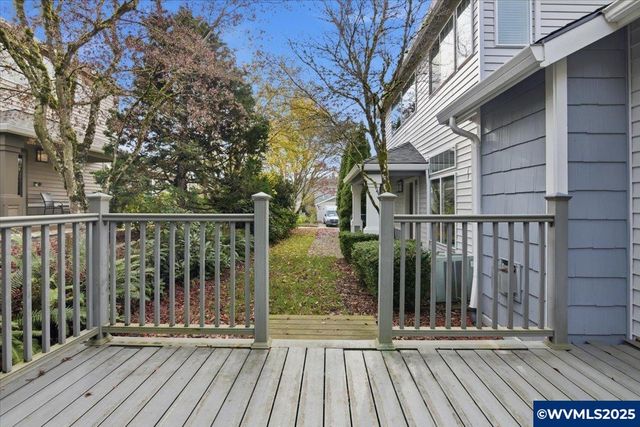 541 Inverness Dr SE, Salem, OR 97306