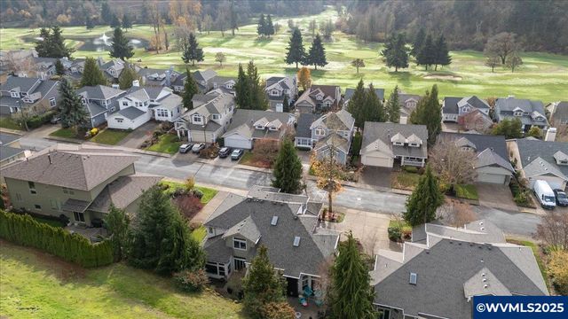 541 Inverness Dr SE, Salem, OR 97306