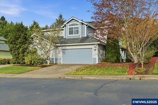 541 Inverness Dr SE, Salem, OR 97306
