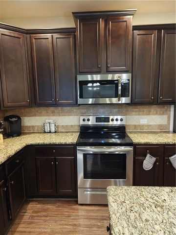 204 Expedition Drive, Ellenwood, GA 30294