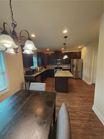 204 Expedition Drive, Ellenwood, GA 30294