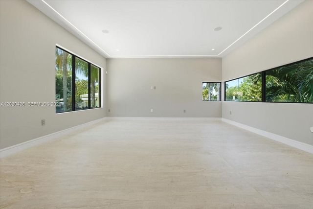 1380 Hollywood Blvd, Hollywood, FL 33019