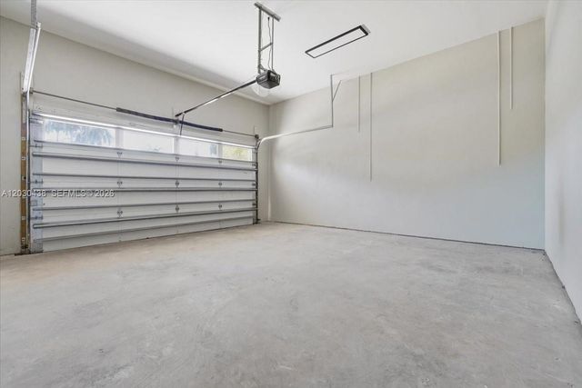 1380 Hollywood Blvd, Hollywood, FL 33019