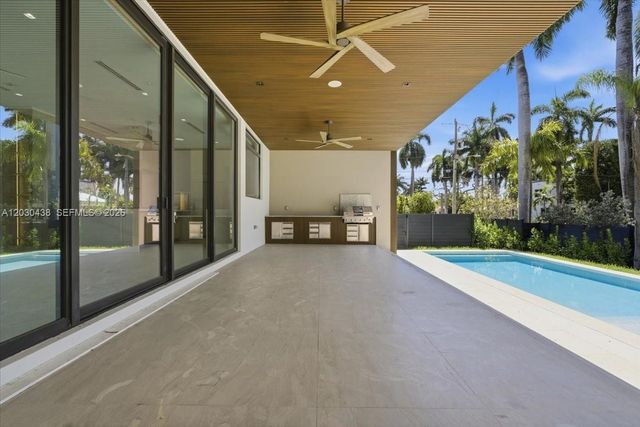 1380 Hollywood Blvd, Hollywood, FL 33019