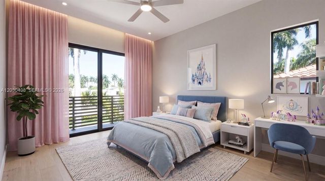 1380 Hollywood Blvd, Hollywood, FL 33019