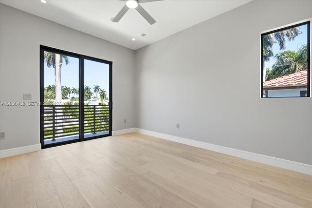1380 Hollywood Blvd, Hollywood, FL 33019