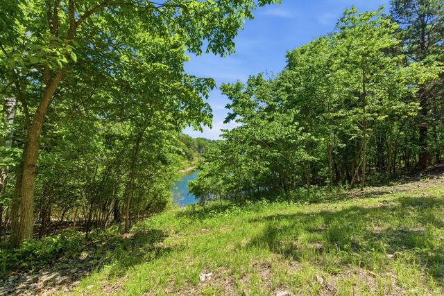139 Lakeshore Drive, Kimberling City, MO 65686