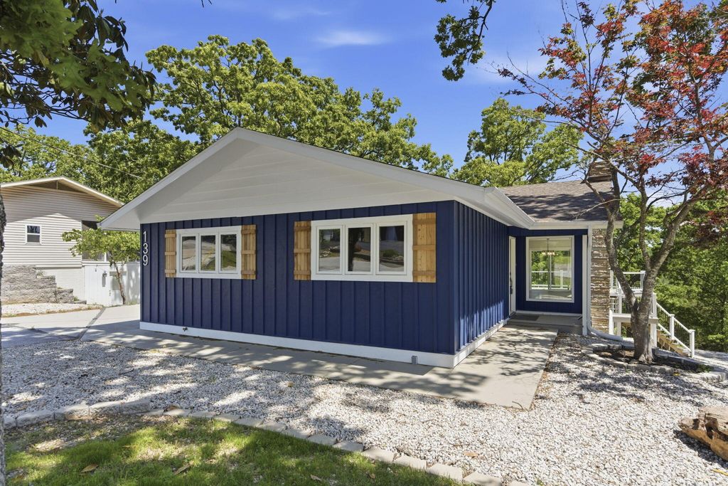 139 Lakeshore Drive, Kimberling City, MO 65686