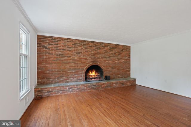 16528 GEORGE WASHINGTON DR, Rockville, MD 20853