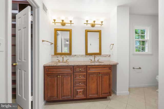 16528 GEORGE WASHINGTON DR, Rockville, MD 20853