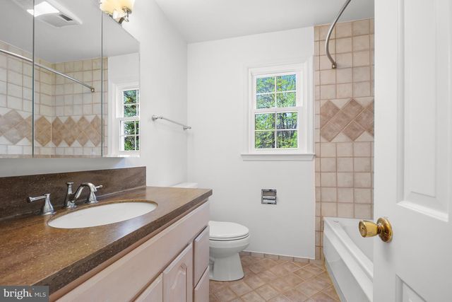 16528 GEORGE WASHINGTON DR, Rockville, MD 20853