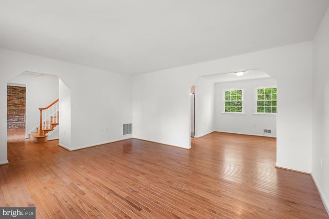 16528 GEORGE WASHINGTON DR, Rockville, MD 20853