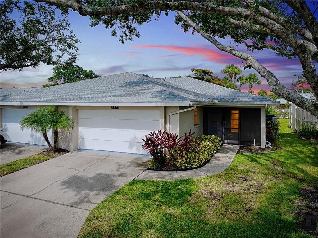 4339 BOWLING GREEN CIRCLE 19, Sarasota, FL 34233